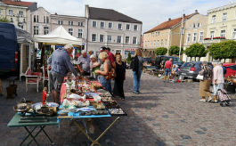 "Targi staroci" na tucholskim rynku