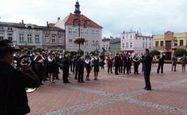 Tucholski rynek pełen muzyki myśliwskiej