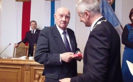 Jan Jaroszewski Honorowym Obywatelem Gminy Tuchola